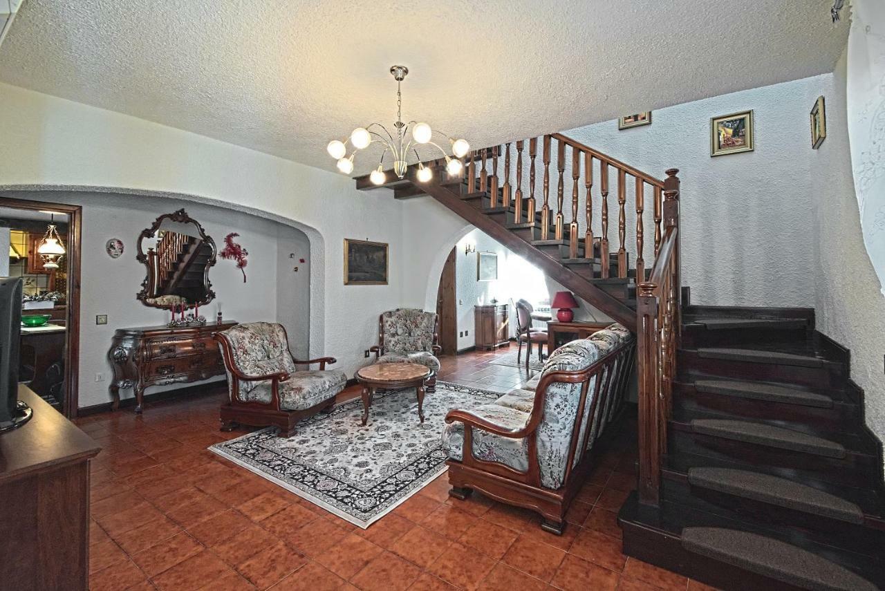 クアルト・ダルティーノ Vecchia Favola Houseヴィラ エクステリア 写真