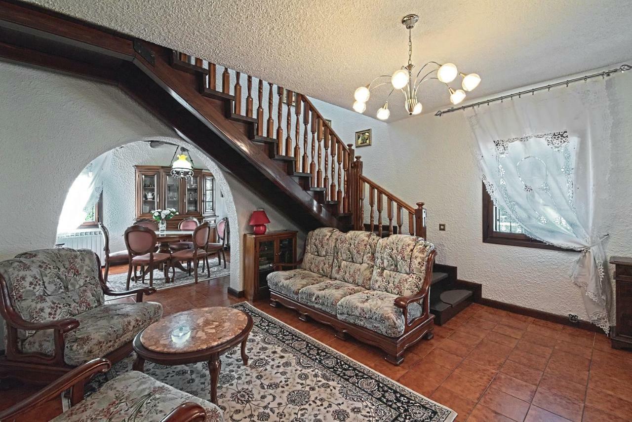 クアルト・ダルティーノ Vecchia Favola Houseヴィラ エクステリア 写真